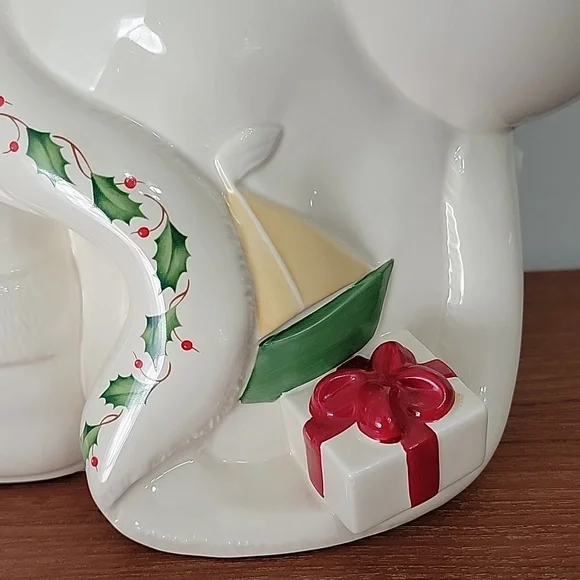 Vintage 1999 Lenox Holiday Collection Santa Skates Cookie Jar - Picture 10 of 13